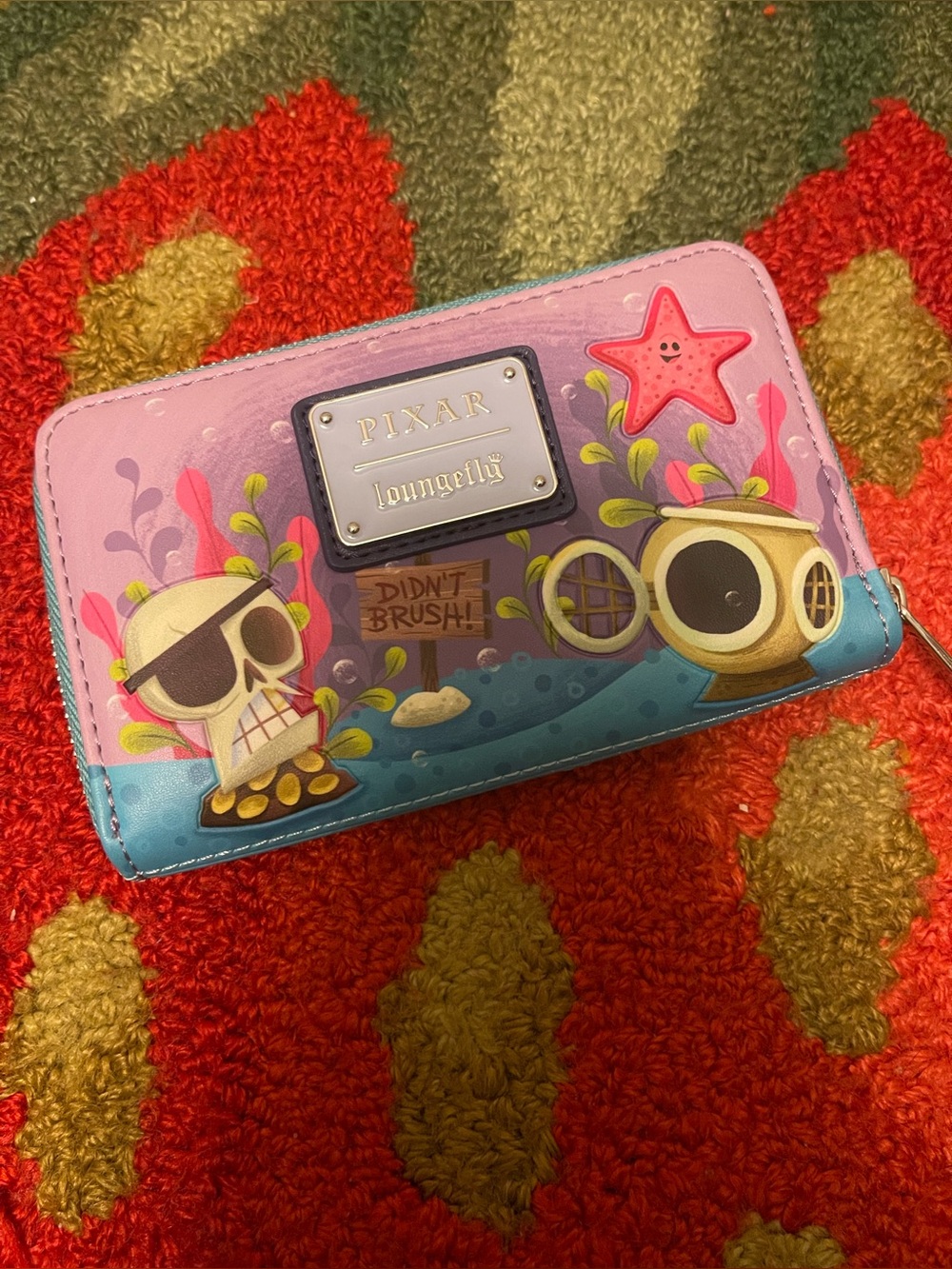 Finding Nemo Loungefly Pixar Fish Tank Wallet - Picture 2 of 3